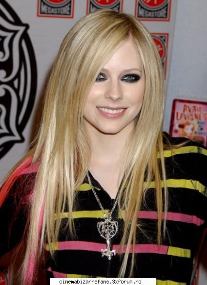 Avril Lavigne - hilary_cb - ** Alte formatii **