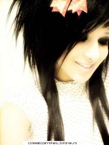 Emo girls - Luv_Cinema_Bizarre - ** Stilul Emo **