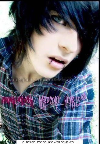 emo boys stiu parerea aveti despre baietii emo dar una ador